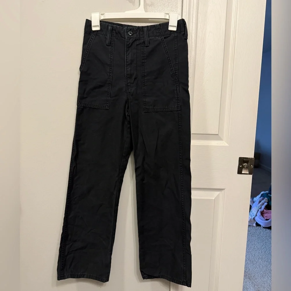 Levi’s Ribcage Straight - Picture 1 of 4